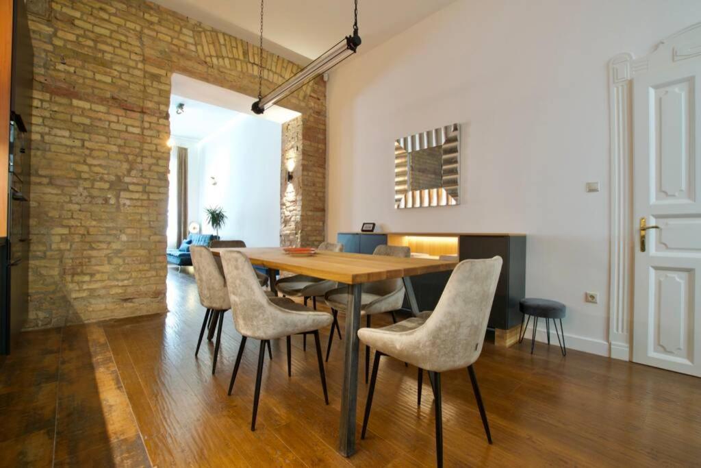Premium Apartment By Hi5 - Best Ever Βουδαπέστη Εξωτερικό φωτογραφία